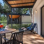 Mobile Homes & Bungalows Ljutic 3*