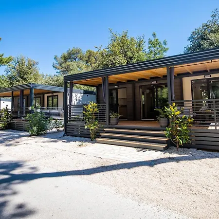 Mobile Homes & Ljutic 3* Биоград-на-Мору