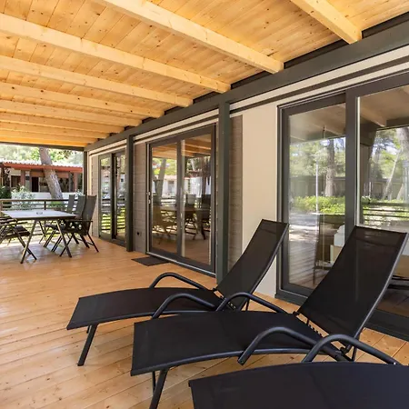 Feriepark Mobile Homes & Ljutic Biograd Na Moru