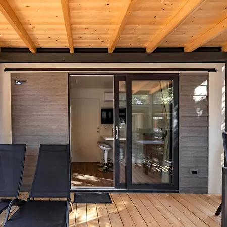 Mobile Homes & Ljutic