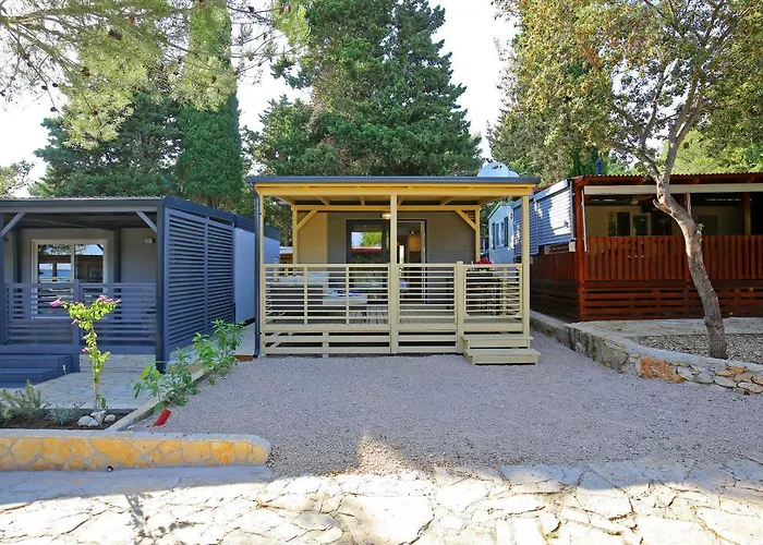 Mobile Homes & Ljutic