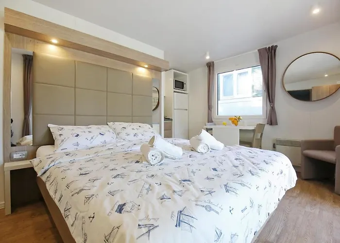 Πάρκο διακοπών Mobile Homes & Ljutic Biograd Na Moru