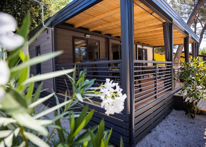 Πάρκο διακοπών Mobile Homes & Ljutic 3*