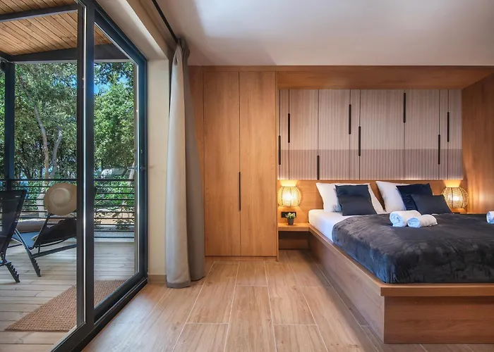 Mobile Homes & Ljutic Πάρκο διακοπών 3*