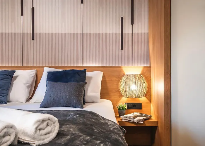 Πάρκο διακοπών Mobile Homes & Ljutic Biograd Na Moru