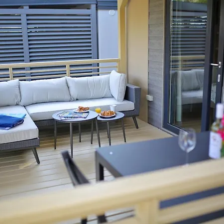 Prázdninový areál Mobile Homes & Ljutic Biograd Na Moru