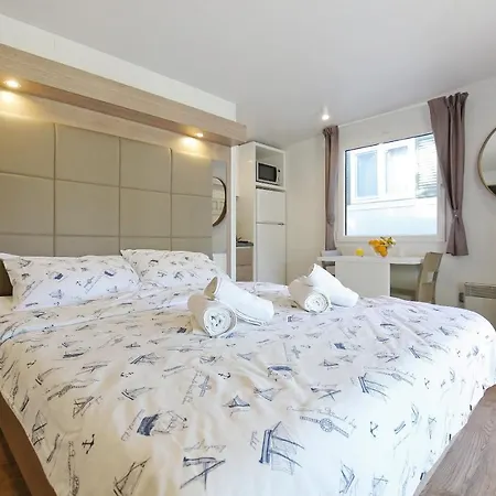 Prázdninový areál Mobile Homes & Ljutic Biograd Na Moru