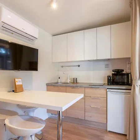 Mobile Homes & Ljutic Weißenburg