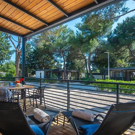Mobile Homes & Ljutic 3* Биоград-на-Мору