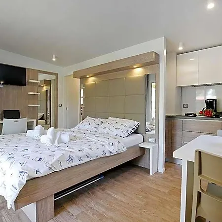 Mobile Homes & Ljutic Üdülőpark 3*