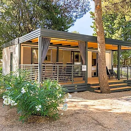 Mobile Homes & Ljutic 3* Biograd na Moru