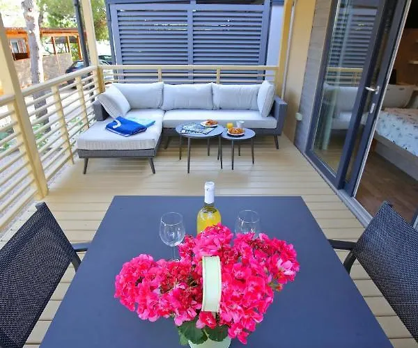 Mobile Homes & Ljutic Vakantiepark